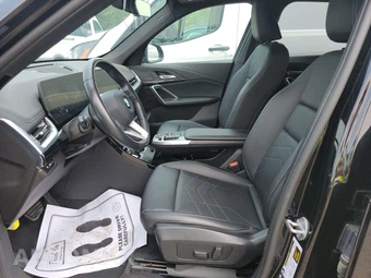 2025 BMW X1 xDrive28i – miniatura 7