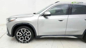 2025 BMW X1 xDrive28i – miniatura 22