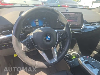 2025 BMW X1 xDrive28i – miniatura 10