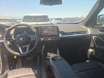 2025 BMW X1 xDrive28i – miniatura 11