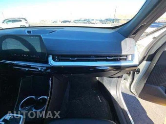 2025 BMW X1 xDrive28i - miniatura 20