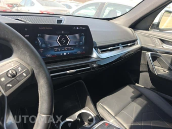 2025 BMW X1 xDrive28i - miniatura 10
