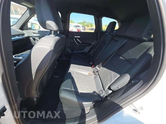 2025 BMW X1 xDrive28i - miniatura 13