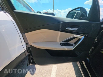 2025 BMW X1 xDrive28i - miniatura 15