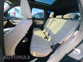 2025 BMW X1 xDrive28i - miniatura 19