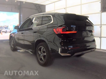 2025 BMW X1 xDrive28i - miniatura 8