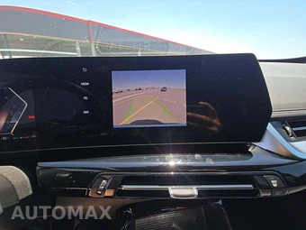 2025 BMW X1 xDrive28i - miniatura 24