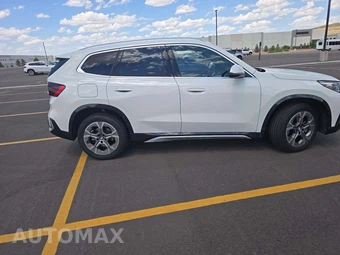 2025 BMW X1 xDrive28i - miniatura 4