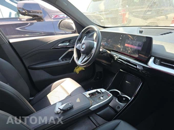 2025 BMW X1 xDrive28i – miniatura 19
