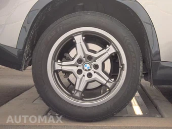 2025 BMW X1 xDrive28i - miniatura 11