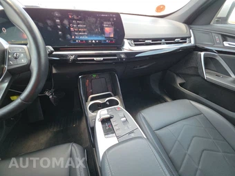 2025 BMW X1 xDrive28i - miniatura 17