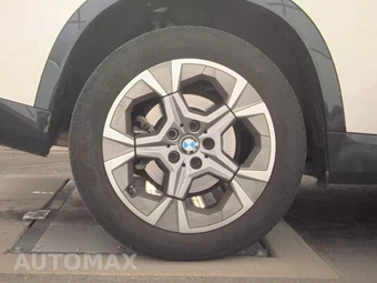 2025 BMW X1 xDrive28i - miniatura 11