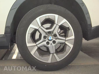 2025 BMW X1 xDrive28i - miniatura 12