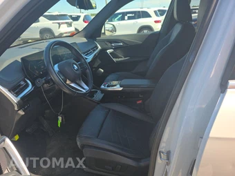 2025 BMW X1 xDrive28i - miniatura 13