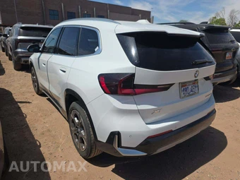 2025 BMW X1 xDrive28i - miniatura 2