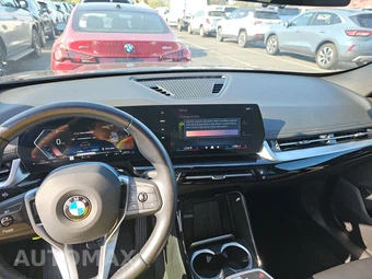 2025 BMW X1 xDrive28i - miniatura 11