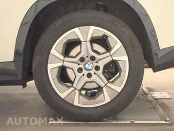 2025 BMW X1 xDrive28i - miniatura 12