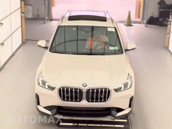 2025 BMW X1 xDrive28i - miniatura 2