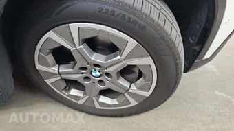 2025 BMW X1 xDrive28i - miniatura 34