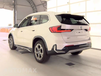 2025 BMW X1 xDrive28i - miniatura 8