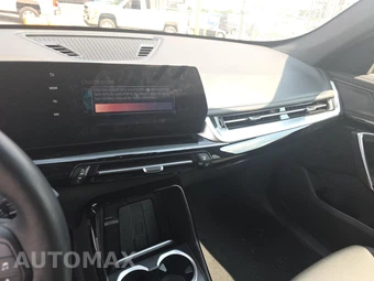 2025 BMW X1 xDrive28i - miniatura 17