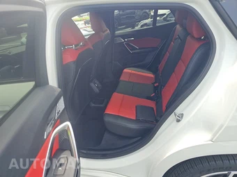 2025 BMW X2 M35i - miniatura 13