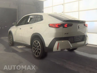 2025 BMW X2 xDrive28i - miniatura 8