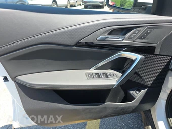 2025 BMW X2 xDrive28i - miniatura 9