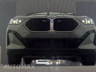 2025 BMW X2 xDrive28i - miniatura 3