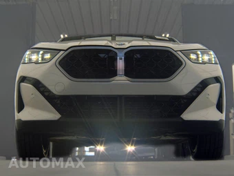 2025 BMW X2 xDrive28i - miniatura 3