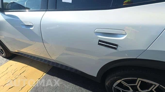 2025 BMW X2 xDrive28i - miniatura 30