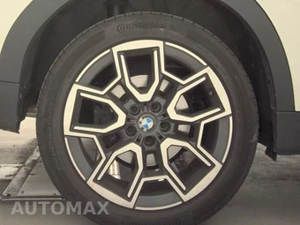 2025 BMW X2 xDrive28i - miniatura 11