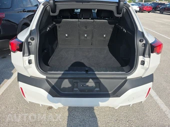 2025 BMW X2 xDrive28i - miniatura 23