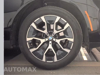 2025 BMW X3 30 xDrive - miniatura 10