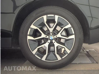 2025 BMW X3 30 xDrive - miniatura 12
