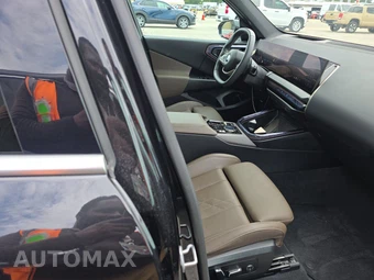2025 BMW X3 30 xDrive - miniatura 14