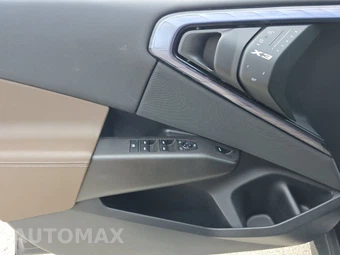 2025 BMW X3 30 xDrive - miniatura 15