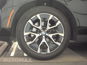 2025 BMW X3 30 xDrive - miniatura 9