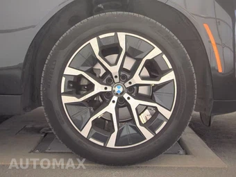 2025 BMW X3 30 xDrive – miniatura 10
