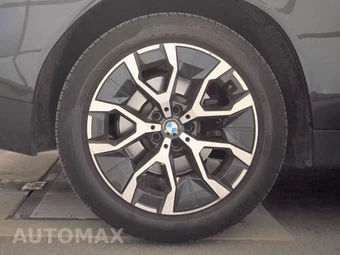 2025 BMW X3 30 xDrive – miniatura 11