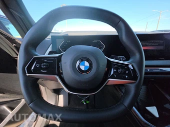 2025 BMW X3 30 xDrive – miniatura 16