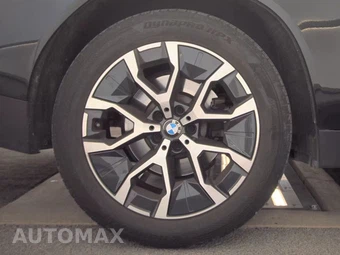 2025 BMW X3 30 xDrive - miniatura 11