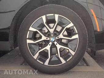 2025 BMW X3 30 xDrive – miniatura 10