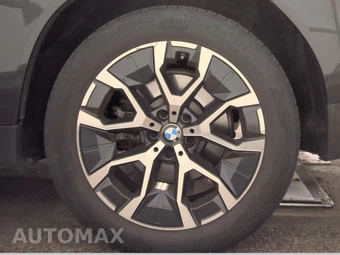 2025 BMW X3 30 xDrive - miniatura 12