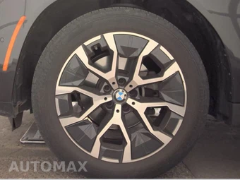 2025 BMW X3 30 xDrive - miniatura 9