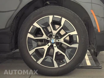 2025 BMW X3 30 xDrive – miniatura 10