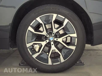 2025 BMW X3 30 xDrive – miniatura 12