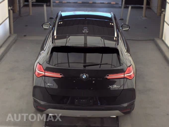 2025 BMW X3 30 xDrive – miniatura 6