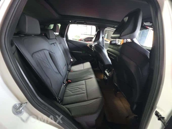2025 BMW X3 30 xDrive - miniatura 16