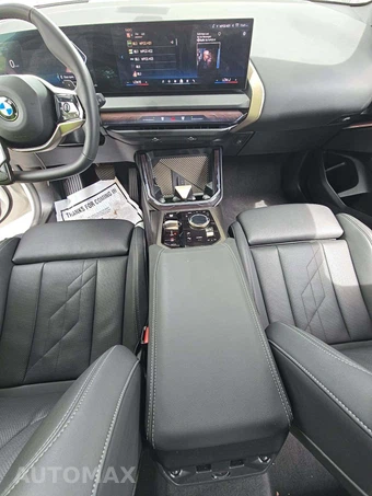 2025 BMW X3 30 xDrive - miniatura 10